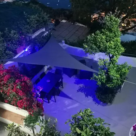 Apartament Mirella Sea View *