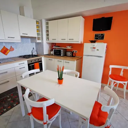 شقة Mirella Sea View بوسيتانو